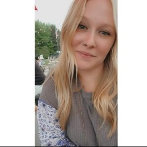 Meet your Posher, Megan